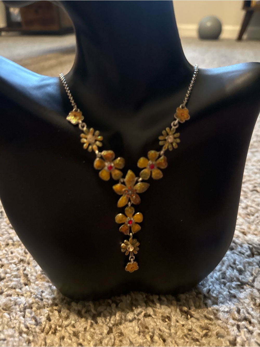 Floral Yellow Flower Pendant Necklace - Women Jewelry 5 - Picture 1 of 4